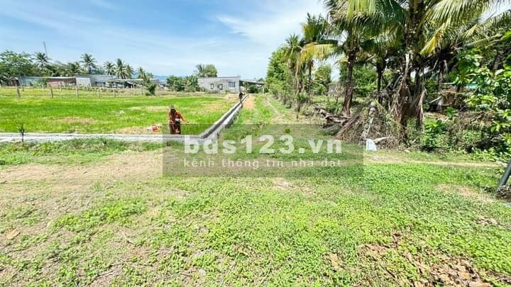 Còn lô duy nhất lô số 400 đất thổ cư tại Ninh Sơn