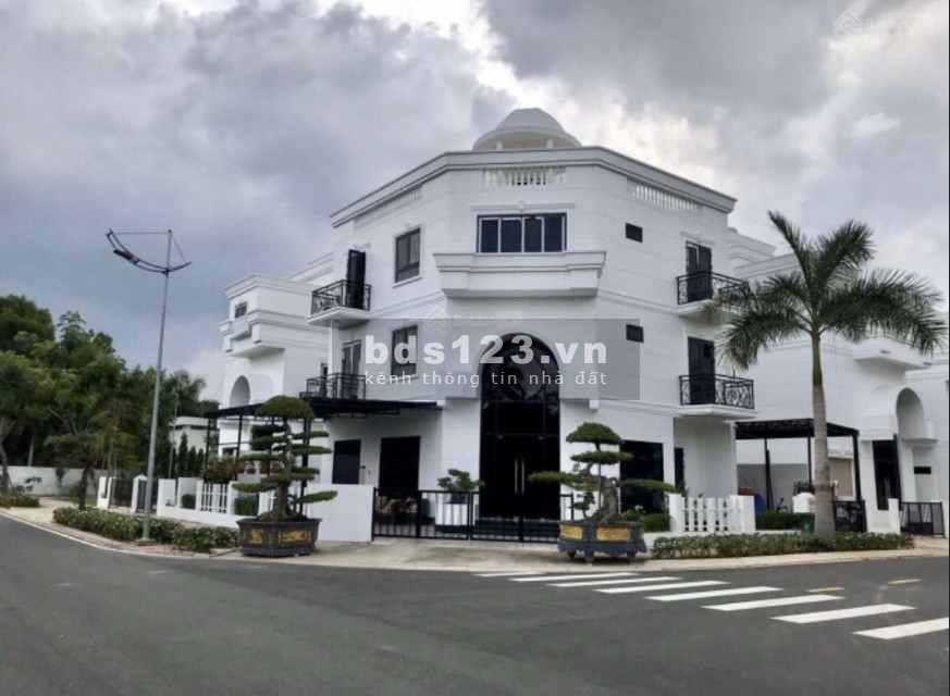 Ngộp nặng! Bán nhanh các căn nhà phố Sim City rẻ và hot nhất thị trường giá chỉ 5.25 tỷ