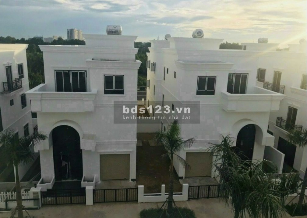 Ngộp nặng! Bán nhanh các căn nhà phố Sim City rẻ và hot nhất thị trường giá chỉ 5.25 tỷ
