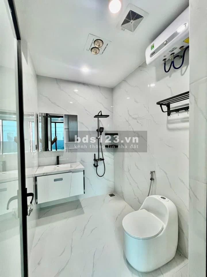 Bán nhà 75m xây mới 6 tầng, thang máy tại KLK Bộ Công An - Ngọc Thụy - Long Biên