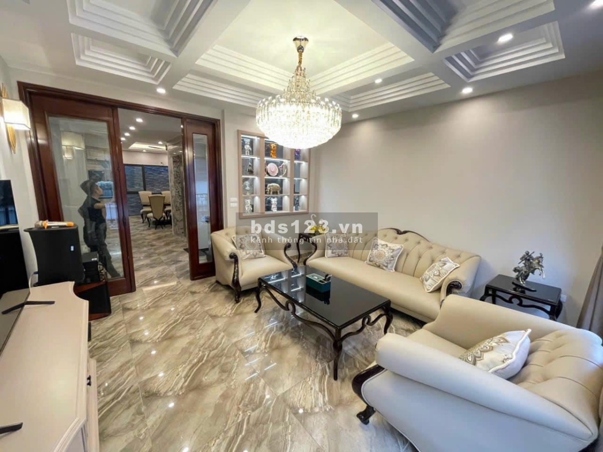 GIẢM GIÁ CỰC SÂU CĂN NHÀ PHỐ GIA THUỴ LONG BIÊN DT: 46m2 x 6,5 Tầng Thang Máy Ô Tô Tránh Rộng 6M