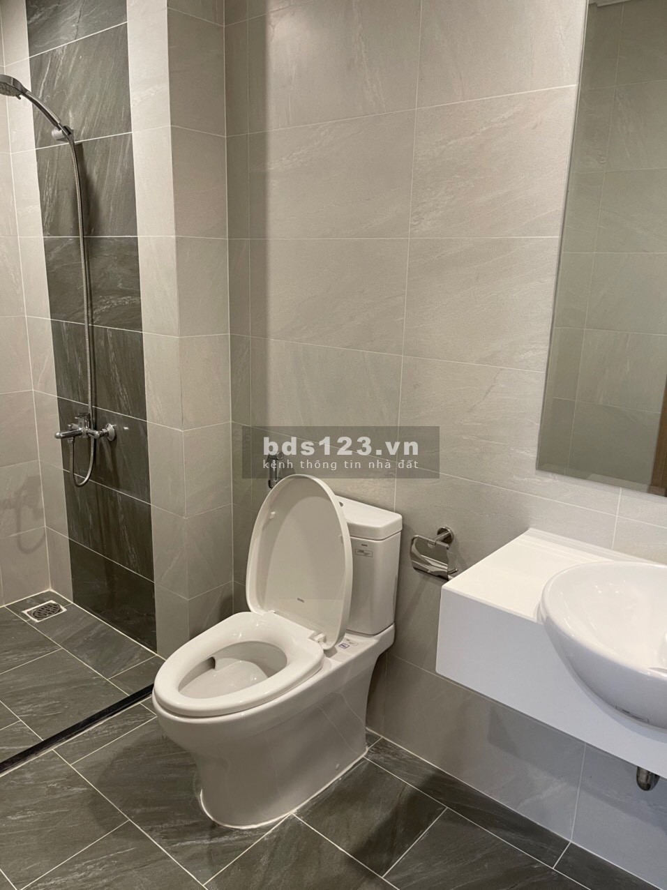 Trống căn 2PN+1.2WC 63m NB Gs2 chỉ 8,5tr/tháng Vinhomes Smart