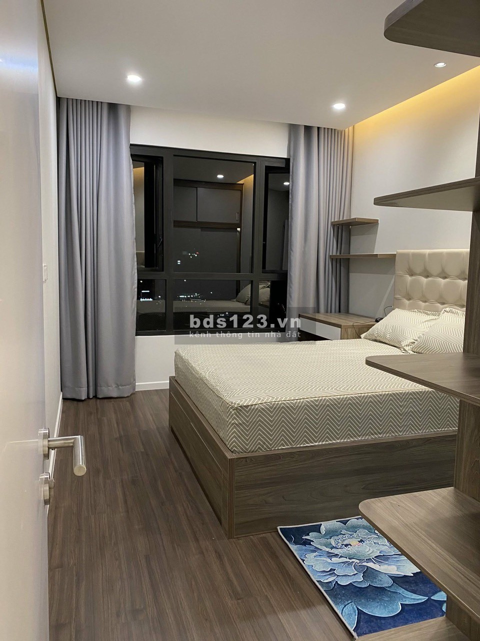 Cho thuê căn hộ 3PN, diện tích 125m2 full nội thất ở ngay. Giá 1300$/tháng