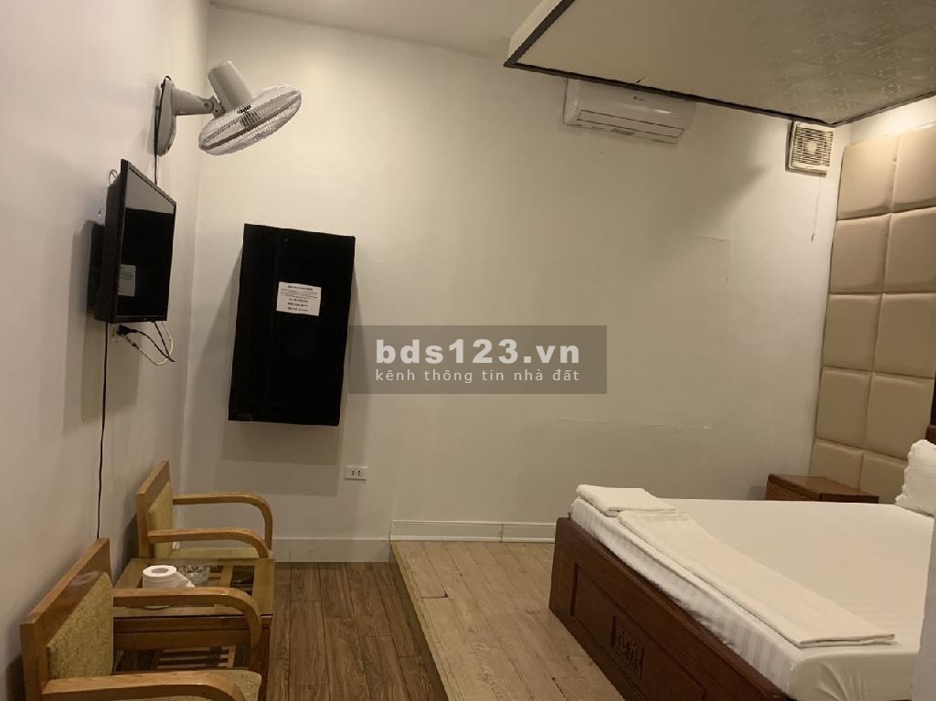 BÁN NHÀ MP YÊN PHỤ TÂY HỒ LÔ GÓC. 45m2 x 4,1m MT x 6 tầng CHỈ 23 tỷ