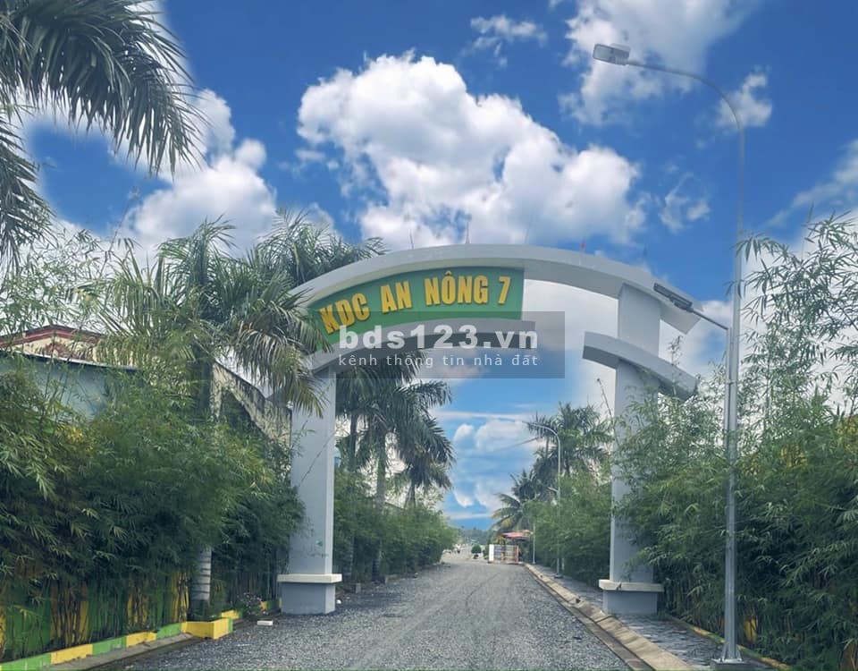 CHÍNH CHỦ BÁN ĐẤT DIỆN TÍCH 85M2, SHR, FULL THỔ CƯ, GIÁ 1TY8, LH 0905607051