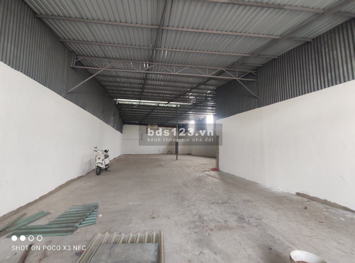 Cho thuê kho, mặt bằng kinh doanh 300m2 Nguyễn Duy Trinh, phường Trường Thạnh, Quận 9