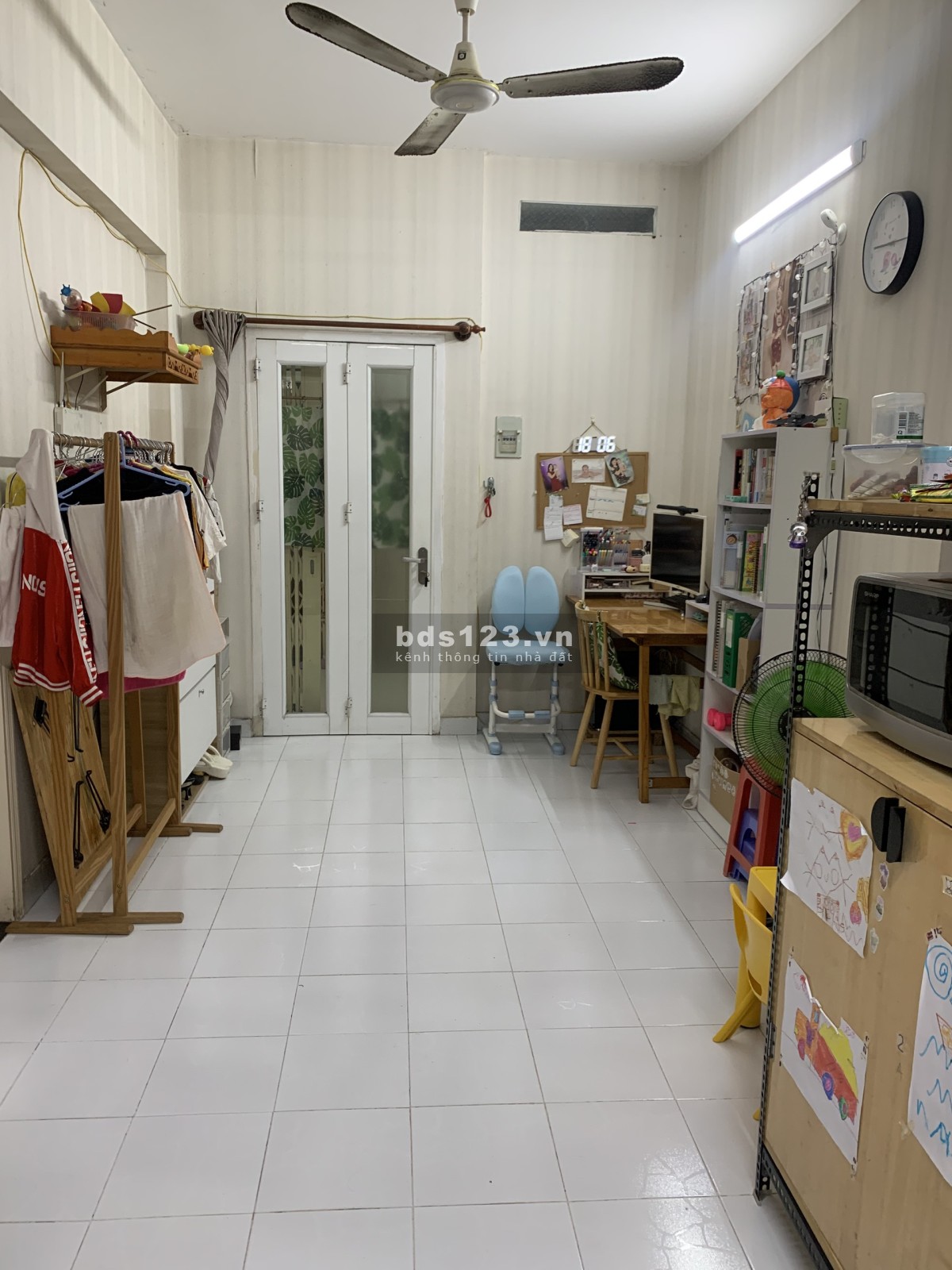 Chính chủ cho thuê căn hộ 2 PN, giá 8tr. 18/09 dọn vào ở liền.