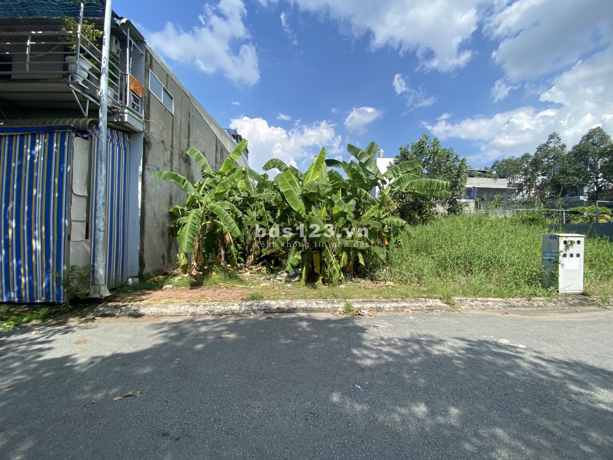 Bán đất 245m2 - thổ cư 100%, view sông SG, giáp SG, Chợ đầu mối