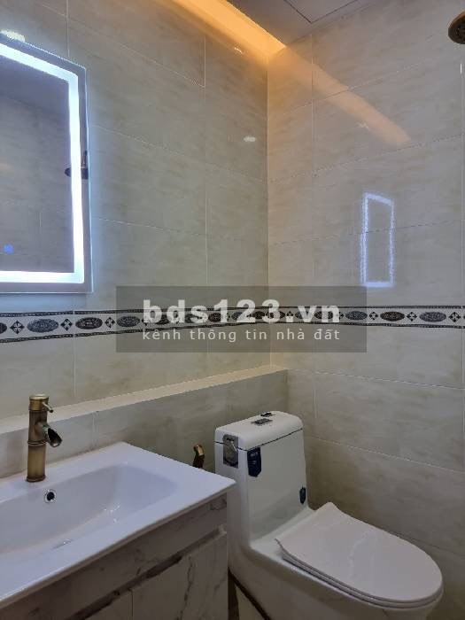 Chính Chủ Gửi Bán Căn Hộ Chung Cư Quận 2 64m2 2PN 2WC 2.4tỷ