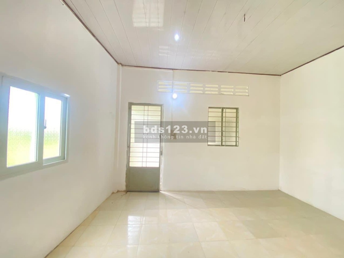 Bán nhà trọ 200m2 10 phòng - Gần Bùng Binh Mũ - Đang Có Thu Nhập Hằng Tháng