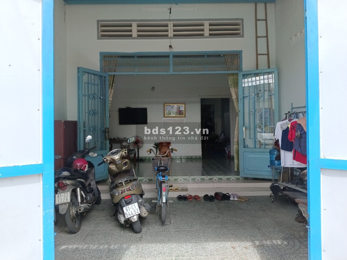 Chính chủ cần bán gấp nhà Cấp 4 73m² , mặt tiền Vĩnh Phú 38a, Giáp ranh Sài Gòn
