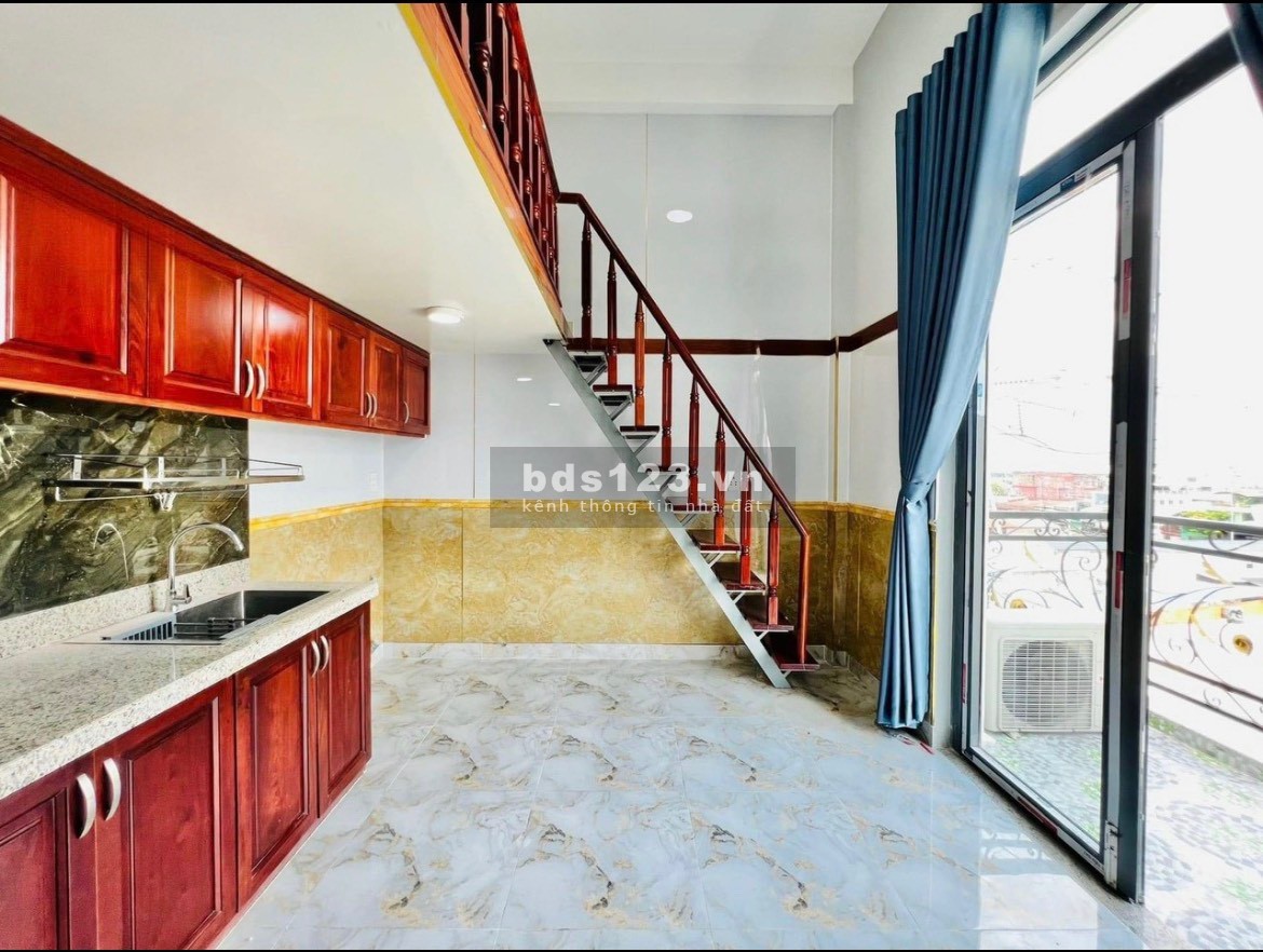 SIÊU PHẨM CĂN HỘ MỚI KHAI TRƯƠNG, Nội Thất Gỗ cao cấp+ Gác, Thang máy