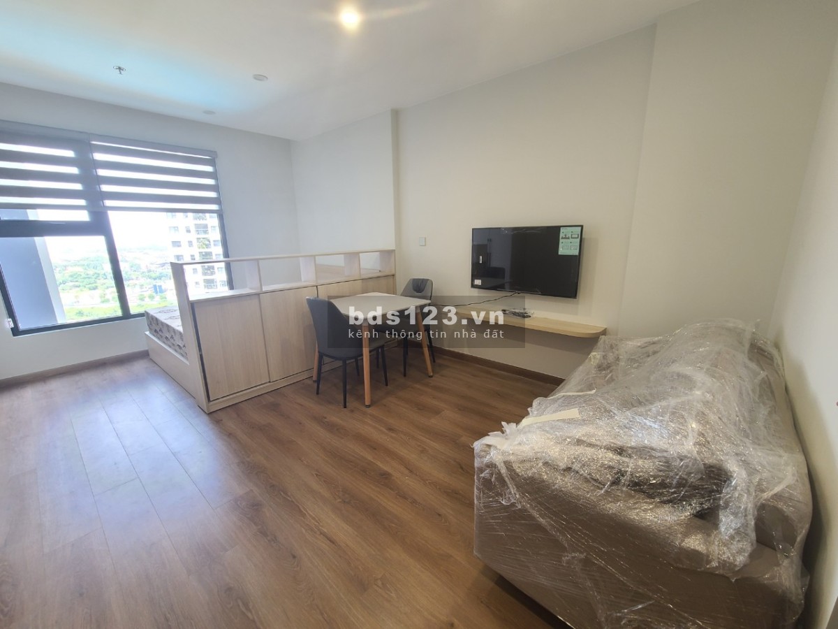 Studio full đồ I1 view bể bơi 8 trệu/tháng MPDV Imperia Smart City