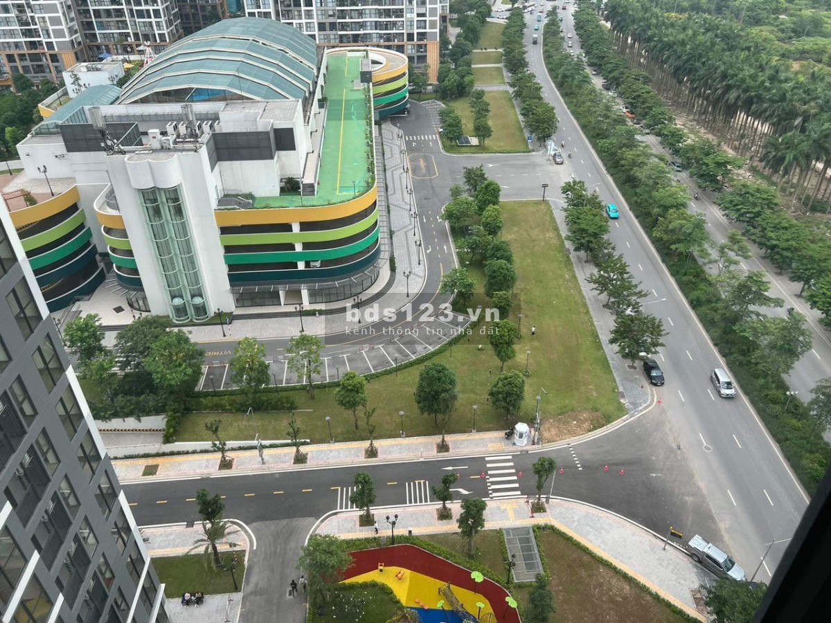 Cần bán căn 1PN+1 nguyên bản giá 2.42 tỷ, view Hồ tại Pavilion Ocean Park, Gia Lâm LH: 0869856050