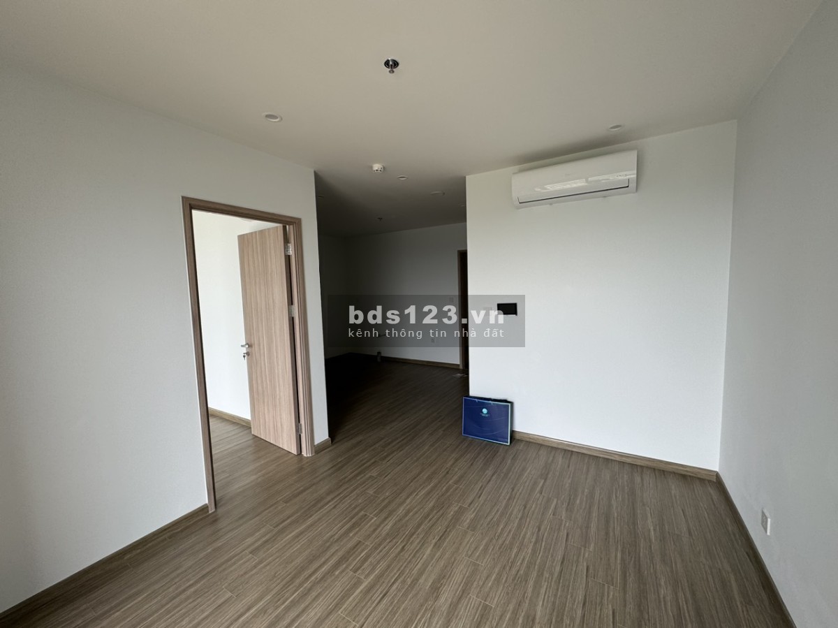 Cần bán căn 1PN+1 nguyên bản giá 2.42 tỷ, view Hồ tại Pavilion Ocean Park, Gia Lâm LH: 0869856050