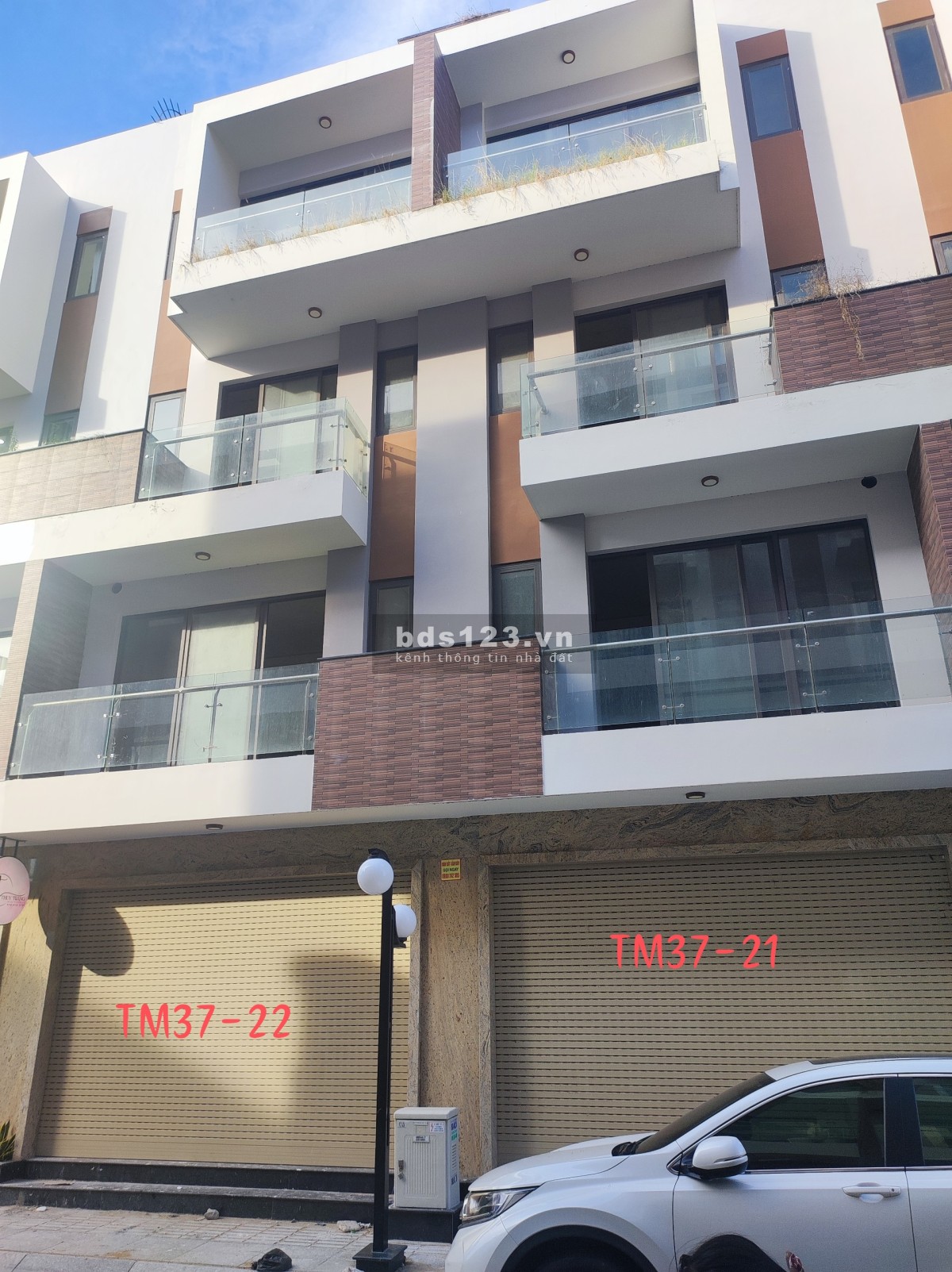 NHÀ PHỐ LIỀN KỀ CAO CẤP HACOM MALL TÌM CHỦ NÉT
