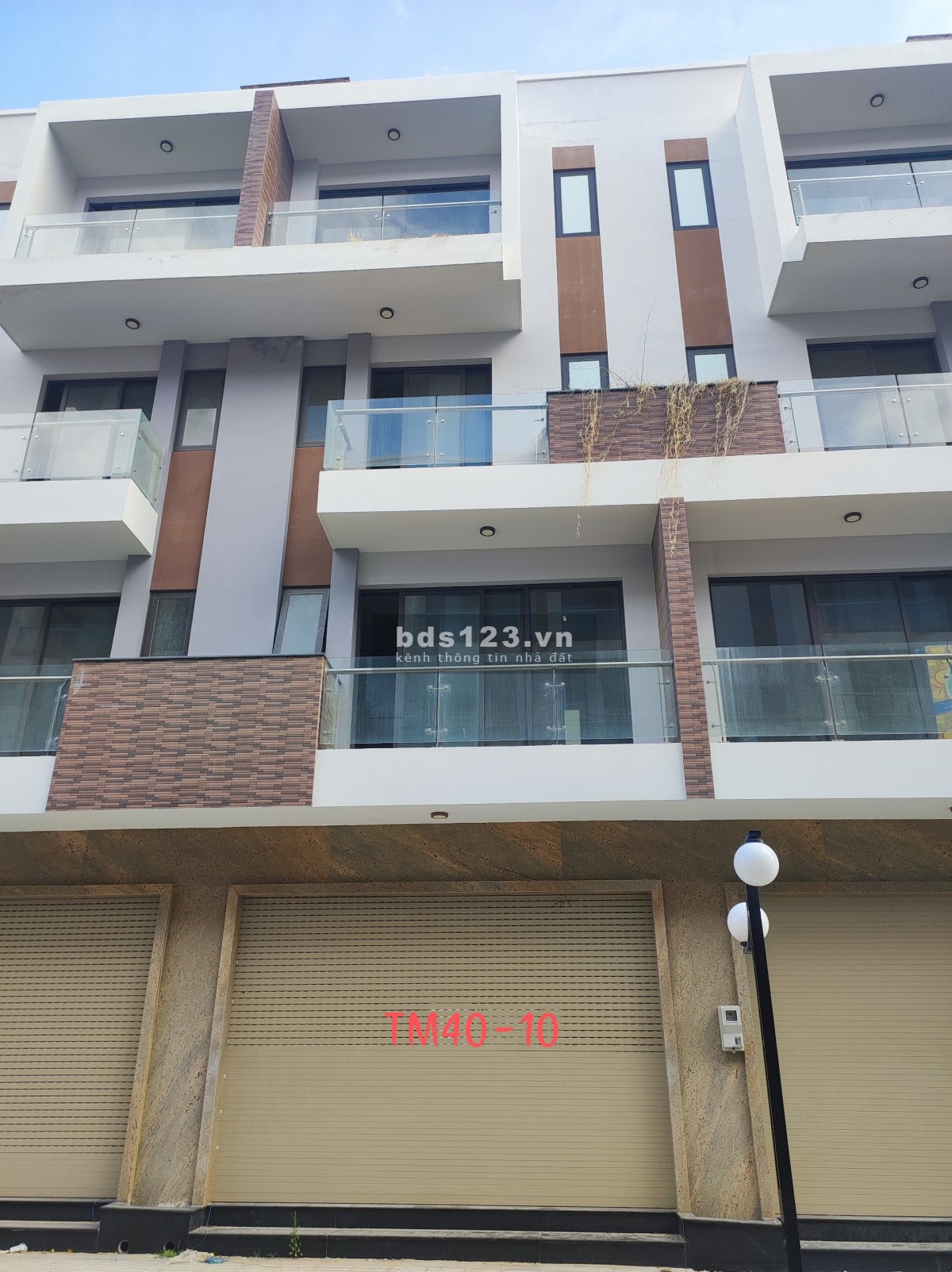 NHÀ PHỐ LIỀN KỀ CAO CẤP HACOM MALL TÌM CHỦ NÉT
