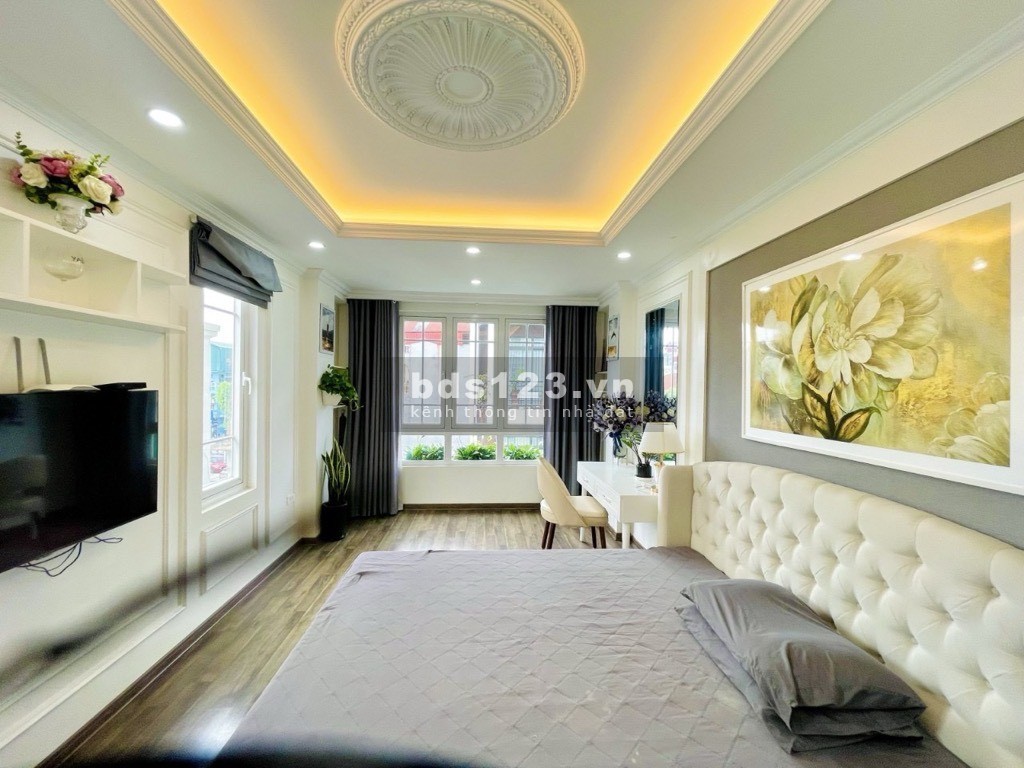 SIÊU PHẨN MP THỤY KHUÊ, ĐỒNG CỔ, TÂY HỒ - LÔ GÓC 7 TẦNG T MÁY. CHỈ 15 TỎI.