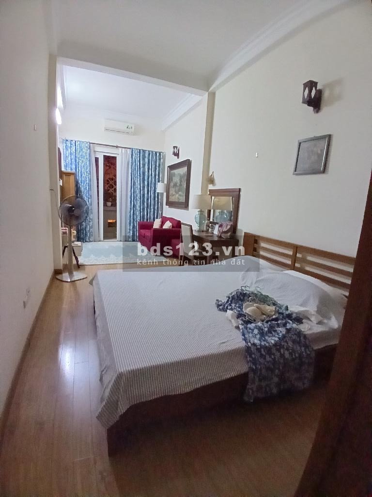 Bán nhà phân lô Phúc Xá, gara ôto, 40m2, 8,1tỷ