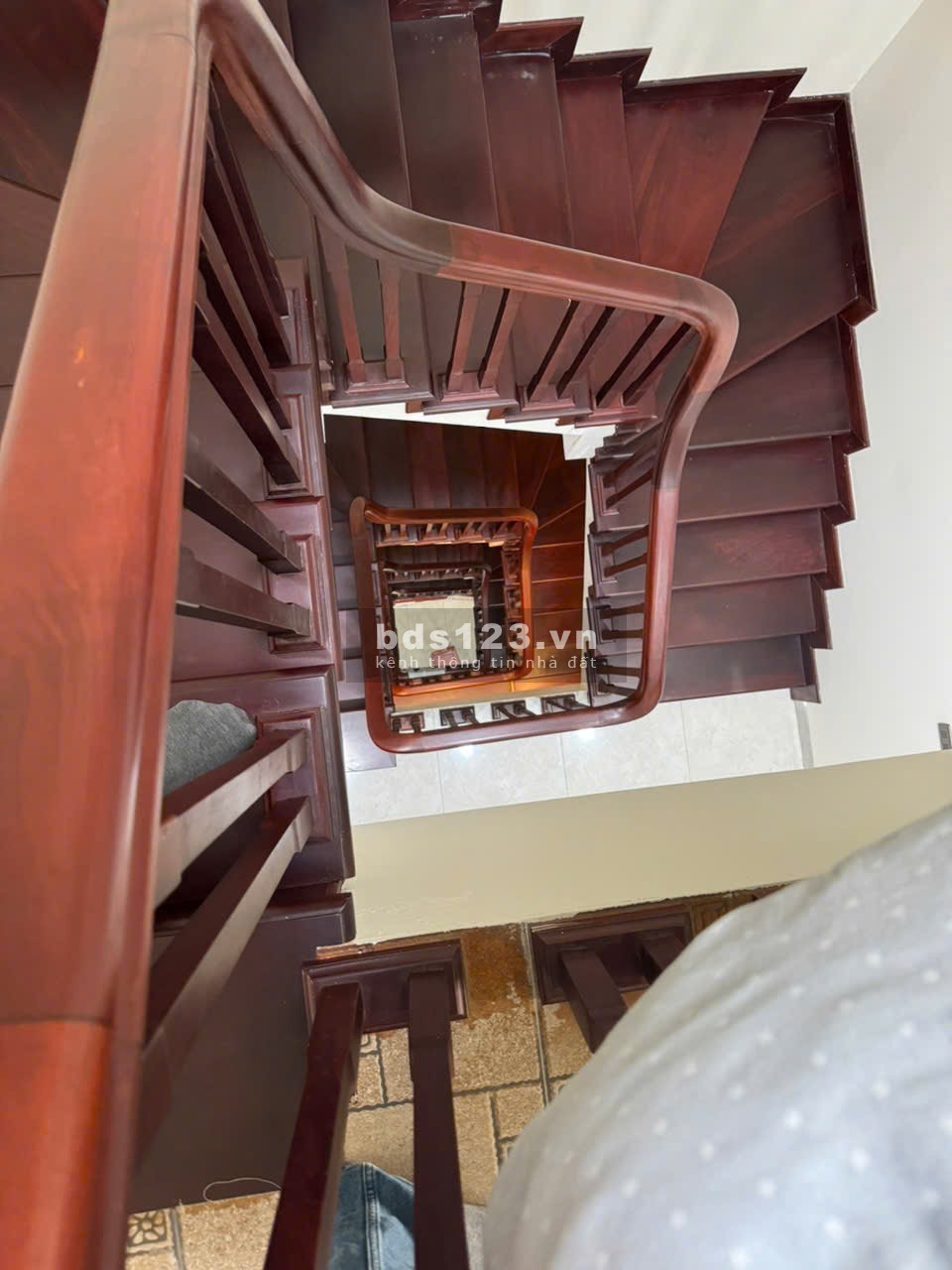 Bán liền kề Văn Phú, Hà Đông, 75m2, full nội thất xịn, kinh doanh, vị trí đắc địa, nhỉnh 17 tỷ