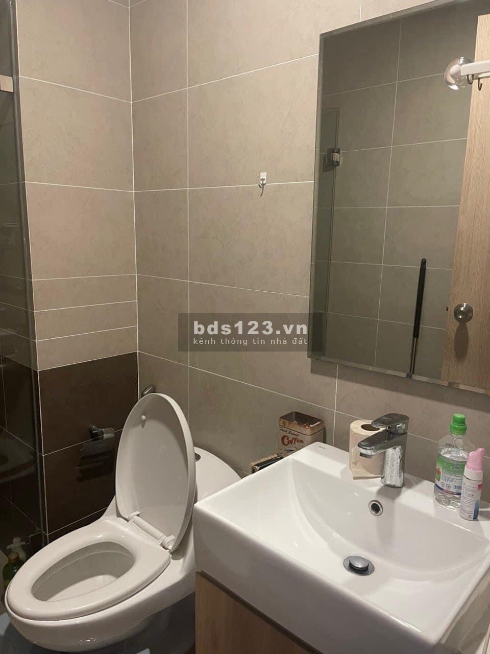 Chung Cư 312 Lạc Long Quân - Phường 5 - Quận 11 2pn 67m2 10tr Nội thất đầy đủ