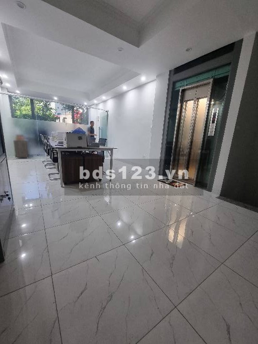 BÁN NHÀ 9 TẦNG Ở THỦY KHUÊ, TÂY HỒ, DIỆN TÍCH 47M2, MẶT TIỀN 4.5M, CÓ THANG MÁY - 24.5 tỷ