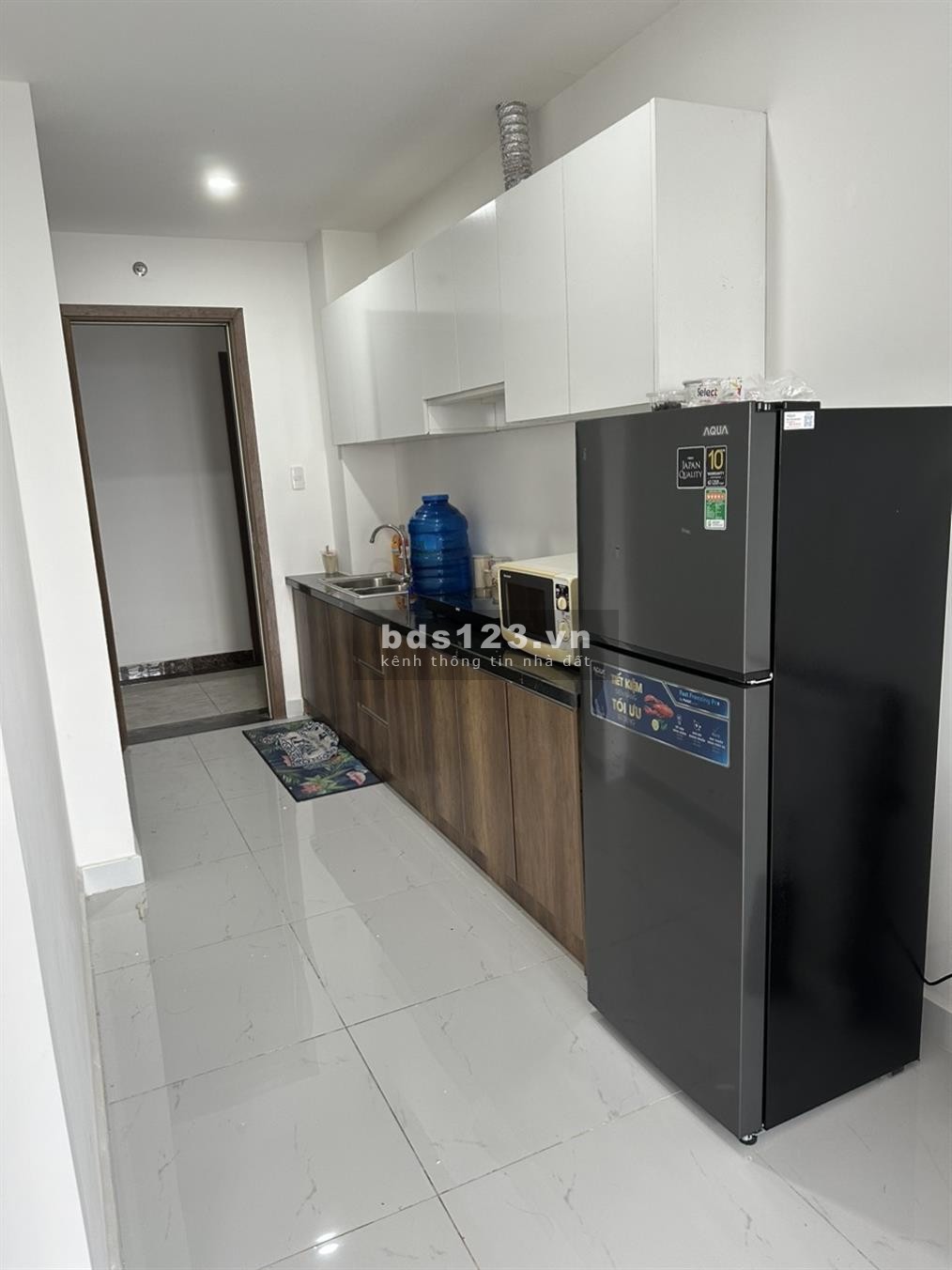 Bán gấp căn hộ view sông Sg - Landmark81, 39m2 1PN 1WC, thanh toán 50% nhận nhà ngay
