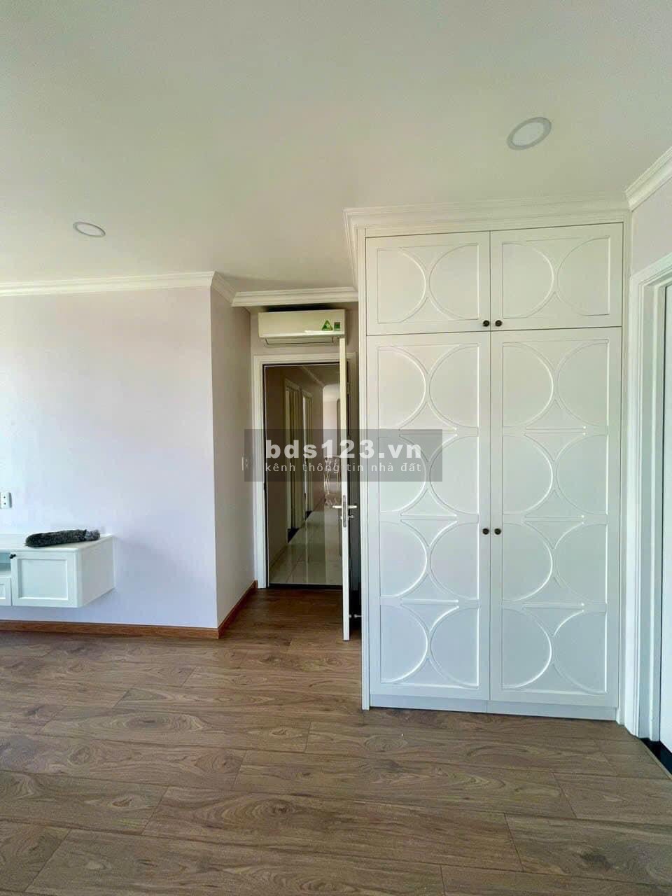 Cho thuê chung cư Tân Phước - Quận 11 3PN, 2WC 120m2 Giá thuê 15tr Nội thất như hình