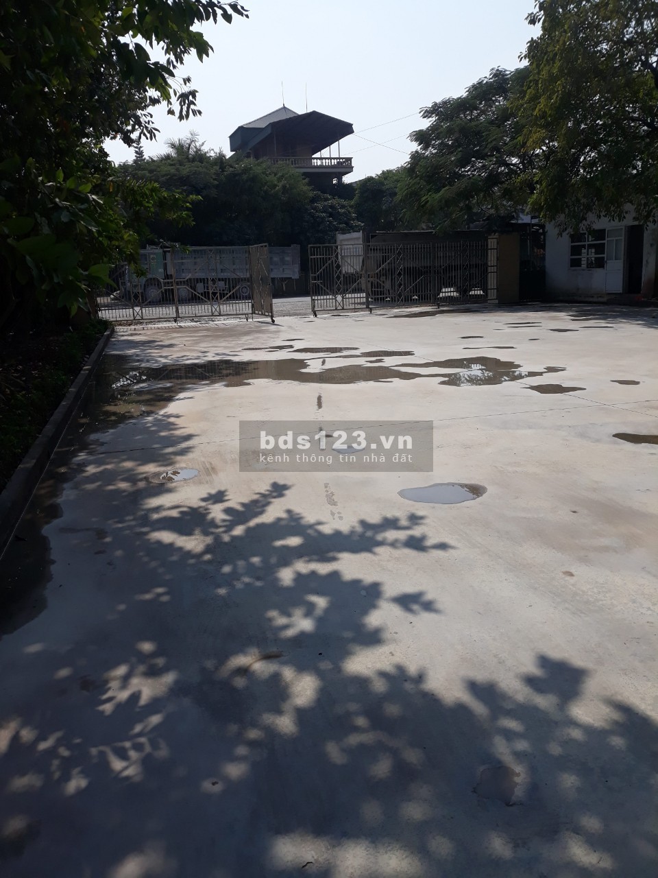 Cần bán 3.000m2 mặt bằng nhà đất kho xưởng tại tt. Kiện Khê, Hà Nam