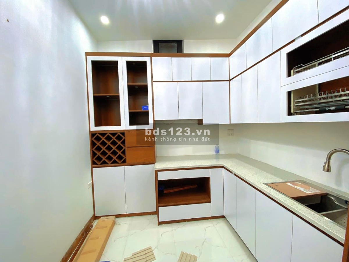 CẦN BÁN GẤP SIÊU PHẨM ĐỂ VỀ QUÊ Ở TẠI 514 THỤY KHUÊ, NHÀ ĐẸP - NGÕ THẲNG TẮP