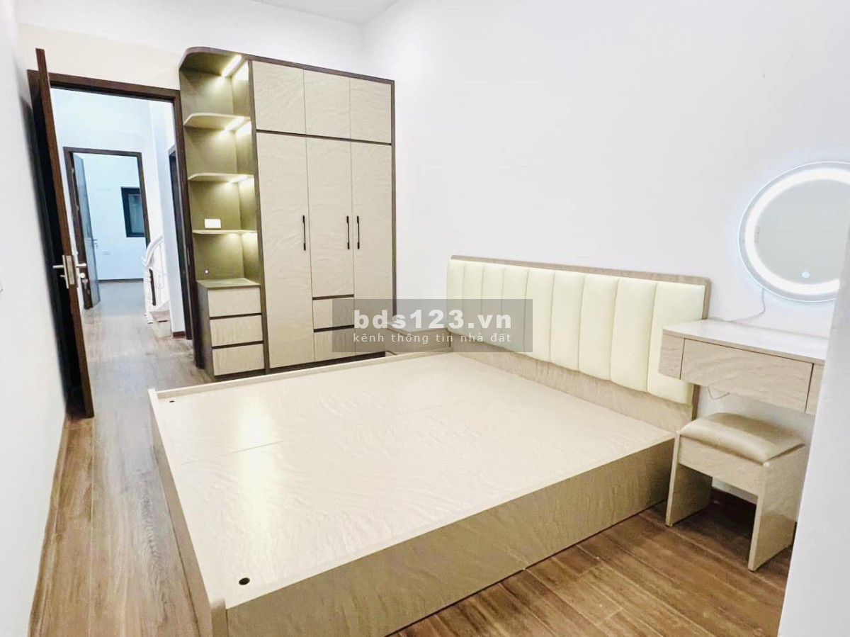 CẦN BÁN GẤP SIÊU PHẨM ĐỂ VỀ QUÊ Ở TẠI 514 THỤY KHUÊ, NHÀ ĐẸP - NGÕ THẲNG TẮP