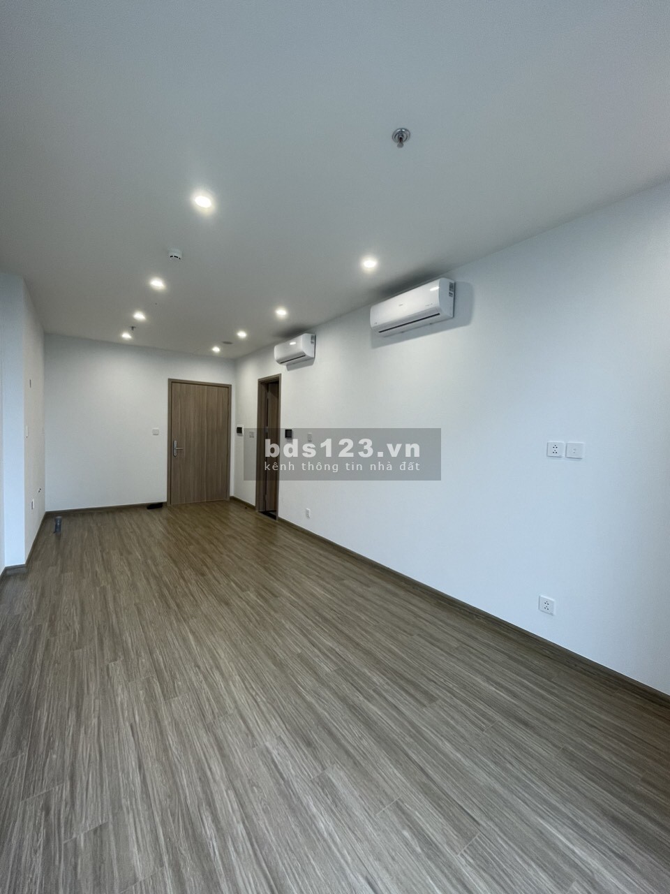 Chuyển lên căn to hơn cần bán căn Studio 31m2 view Hồ giá 1,77 tỷ Cơ bản tại Pavilion Ocean Park