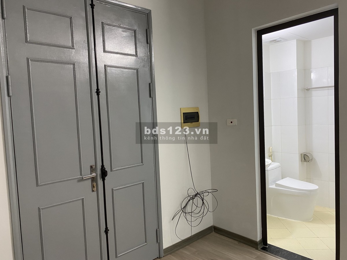 Cho thue can ho chung cu 3 hang A so 282 Linh Nam, Hoang mai, Ha noi