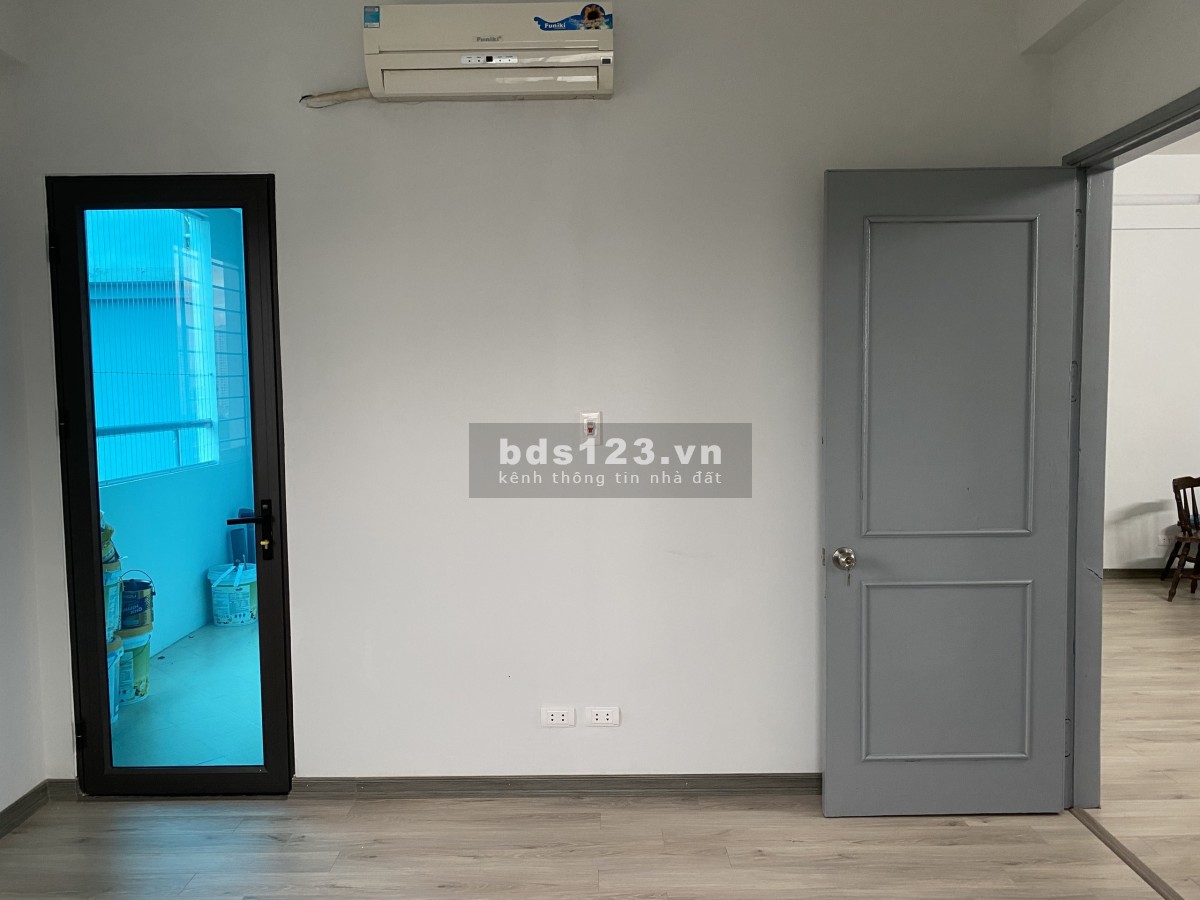Cho thue can ho chung cu 3 hang A so 282 Linh Nam, Hoang mai, Ha noi