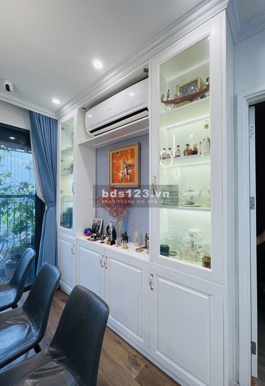 Bán căn hộ 3 PN đầy đủ nội thất 5,15 tỷ bao thuế phí sang tên