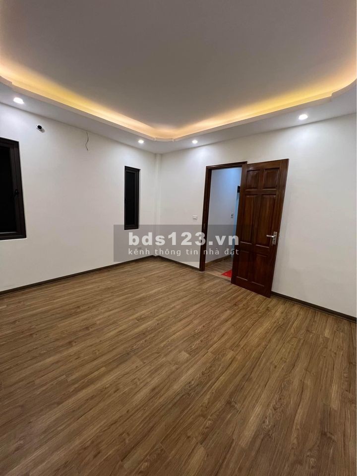 BÁN NHÀ GẤP CỔ NHUẾ - BẮC TỪ LIÊM RẤT GẦN ĐƯỜNG Ô TÔ 45M MẶT TIỀN 6M 6.6 TỶ