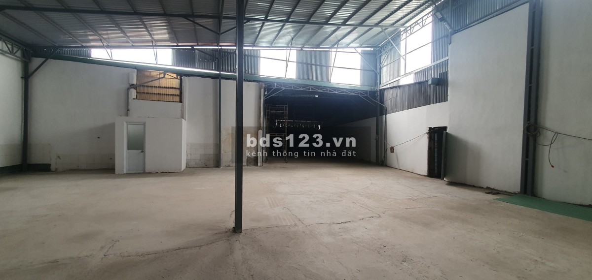 Cho thuê kho 1300m2 Nguyễn Duy Trinh, phường Trường Thạnh, Quận 9, TP.HCM