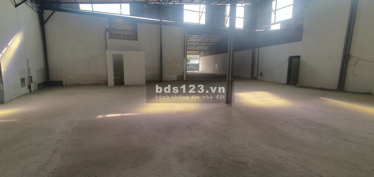 Cho thuê kho 1300m2 Nguyễn Duy Trinh, phường Trường Thạnh, Quận 9, TP.HCM