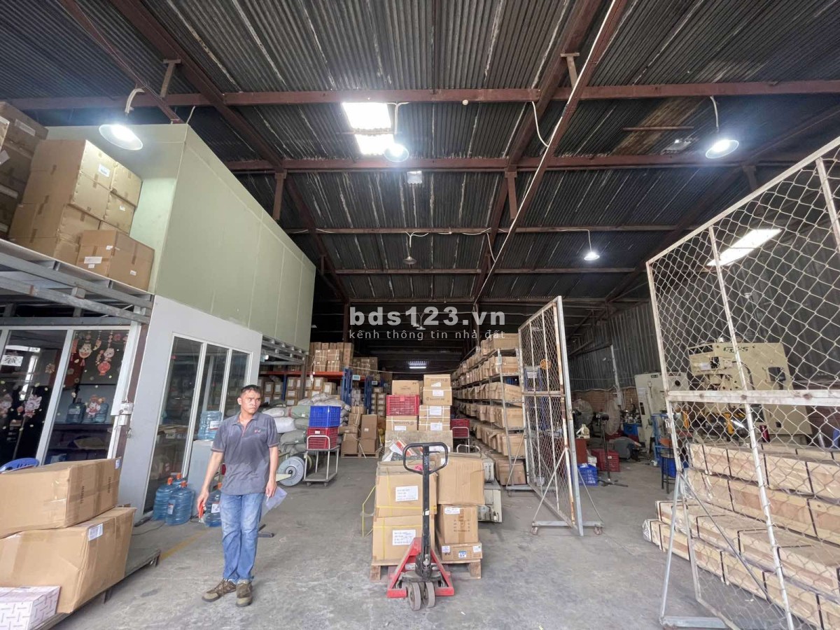 Cho thuê kho 750m2 Kha Vạn Cân, Linh Trung, Quận Thủ Đức