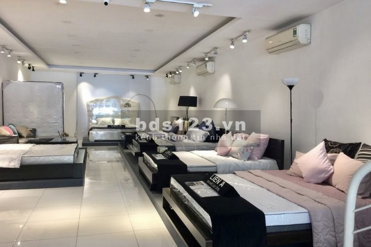 CC Cho thuê cả nhà MP Tôn Đức Thắng DT mặt bằng 167m2, nổi bật với 3 mặt tiền khác lạ
