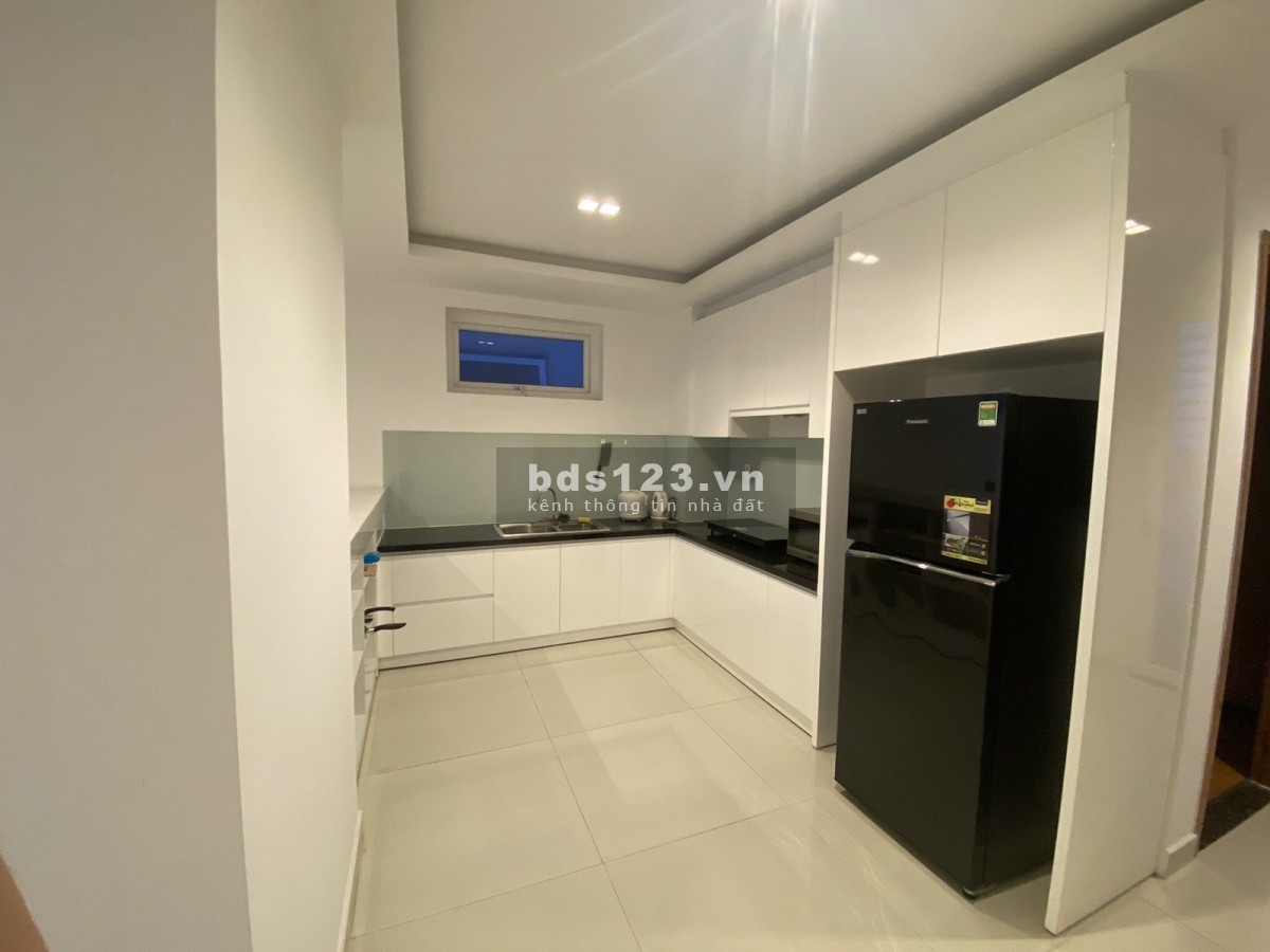 Chung cư Sky center, p2,Tân Bình: 80m2, 2p ngủ, 2wc, Nt, 16tr/th