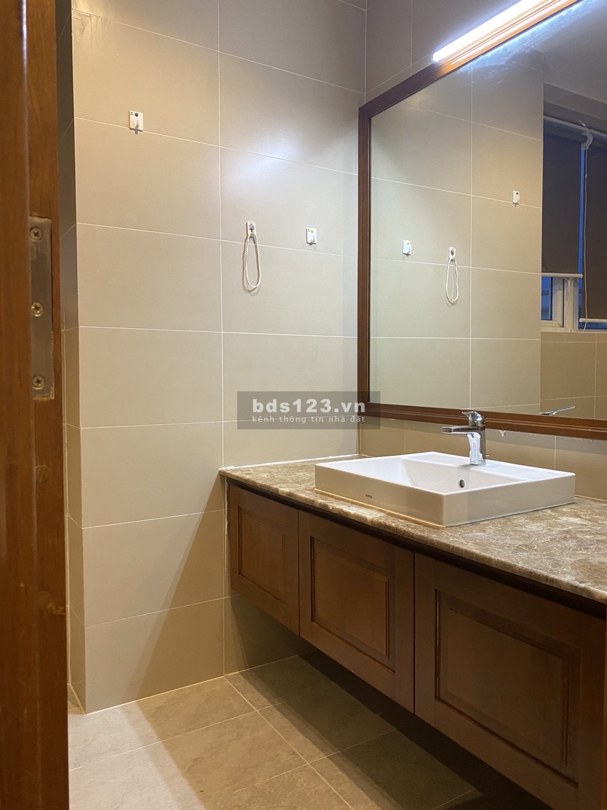 Chung cư Sky center, p2,Tân Bình: 80m2, 2p ngủ, 2wc, Nt, 16tr/th