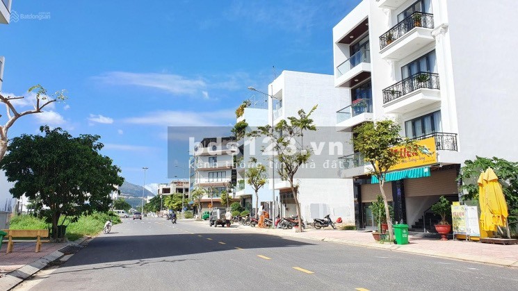 Cắt lỗ 300tr bán gấp lô 140m2 giá 1,3 tỷ nằm sau Chợ Đại Phước ngay MT Lý Thái Tổ - SHR
