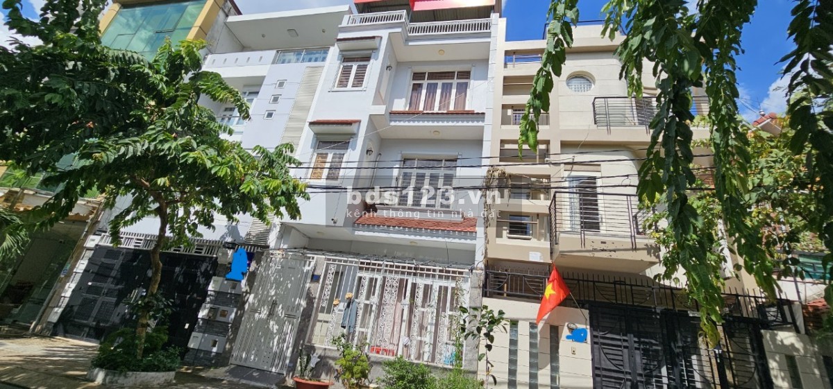 Bán nhà mới 2 tầng ngay Huỳnh Tấn Phát, hẻm xe hơi, 108m2, nhỉnh 5 tỷ.