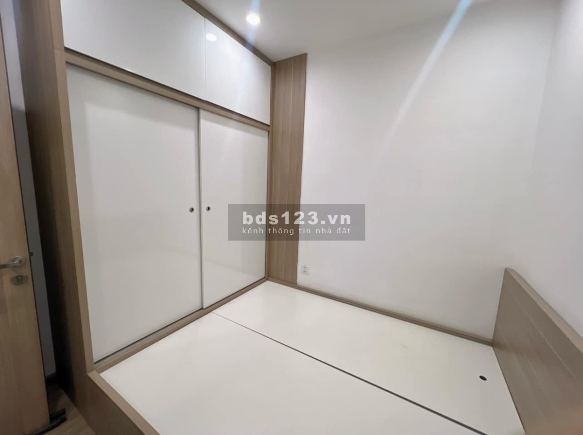 Bán Nhà Tặng Full Nội Thất Căn 2N1VS Chỉ 2,4 Tỷ Tại Vinhomes Ocean Park