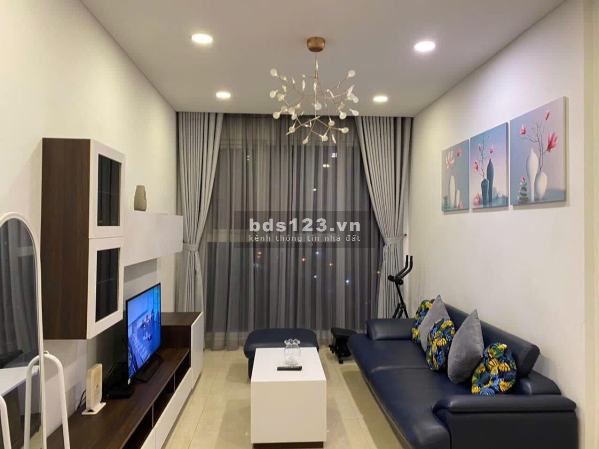 2PN - 2WC tại căn hộ Chung Cư Sky Center. Sẵn nội thất đầy đủ, nhà đẹp