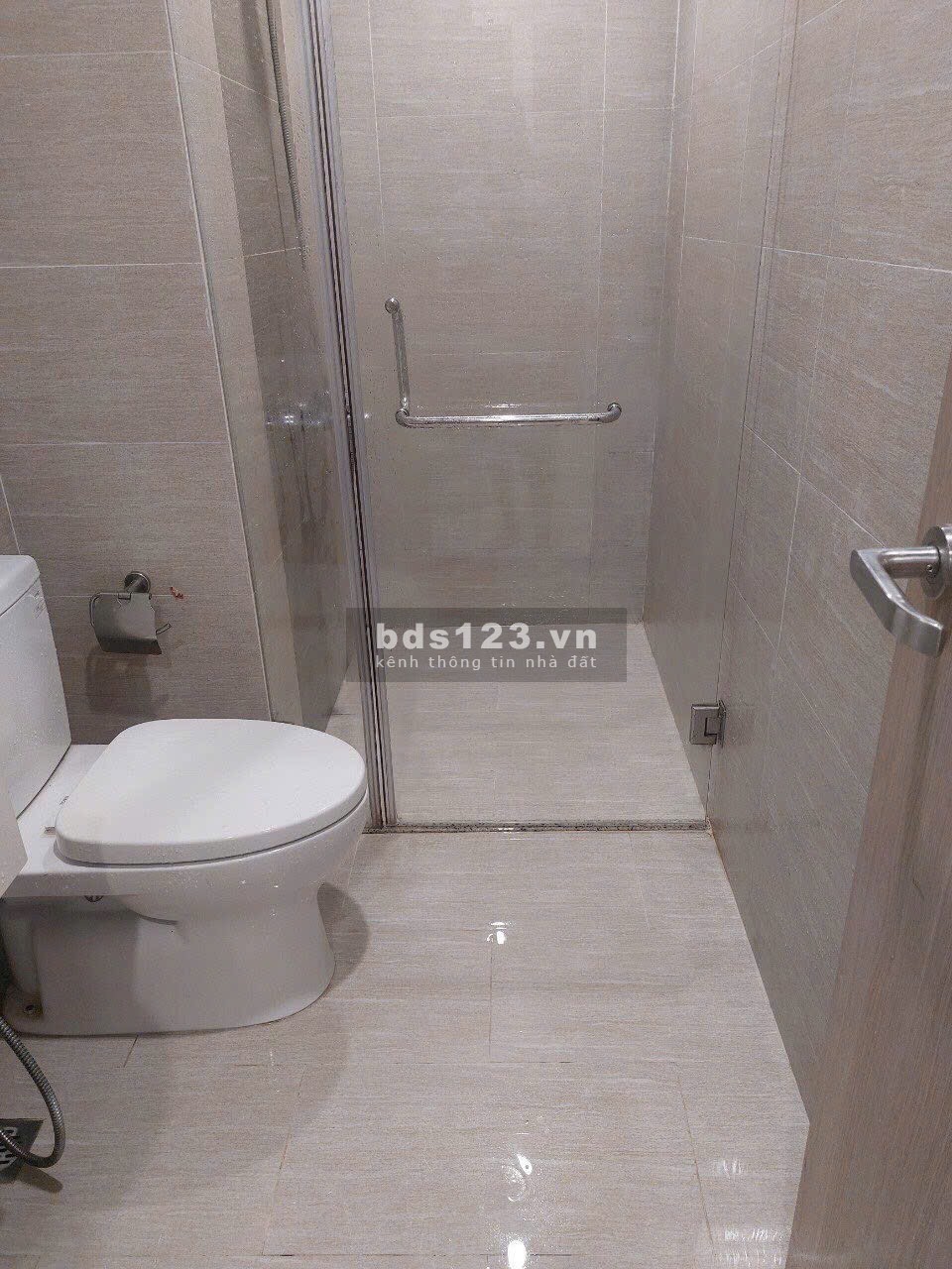 Kẹt tiền bán ngộp căn 1pn,1wc, 42m2 gần VSIP1 LH: 0937549833 (zalo)