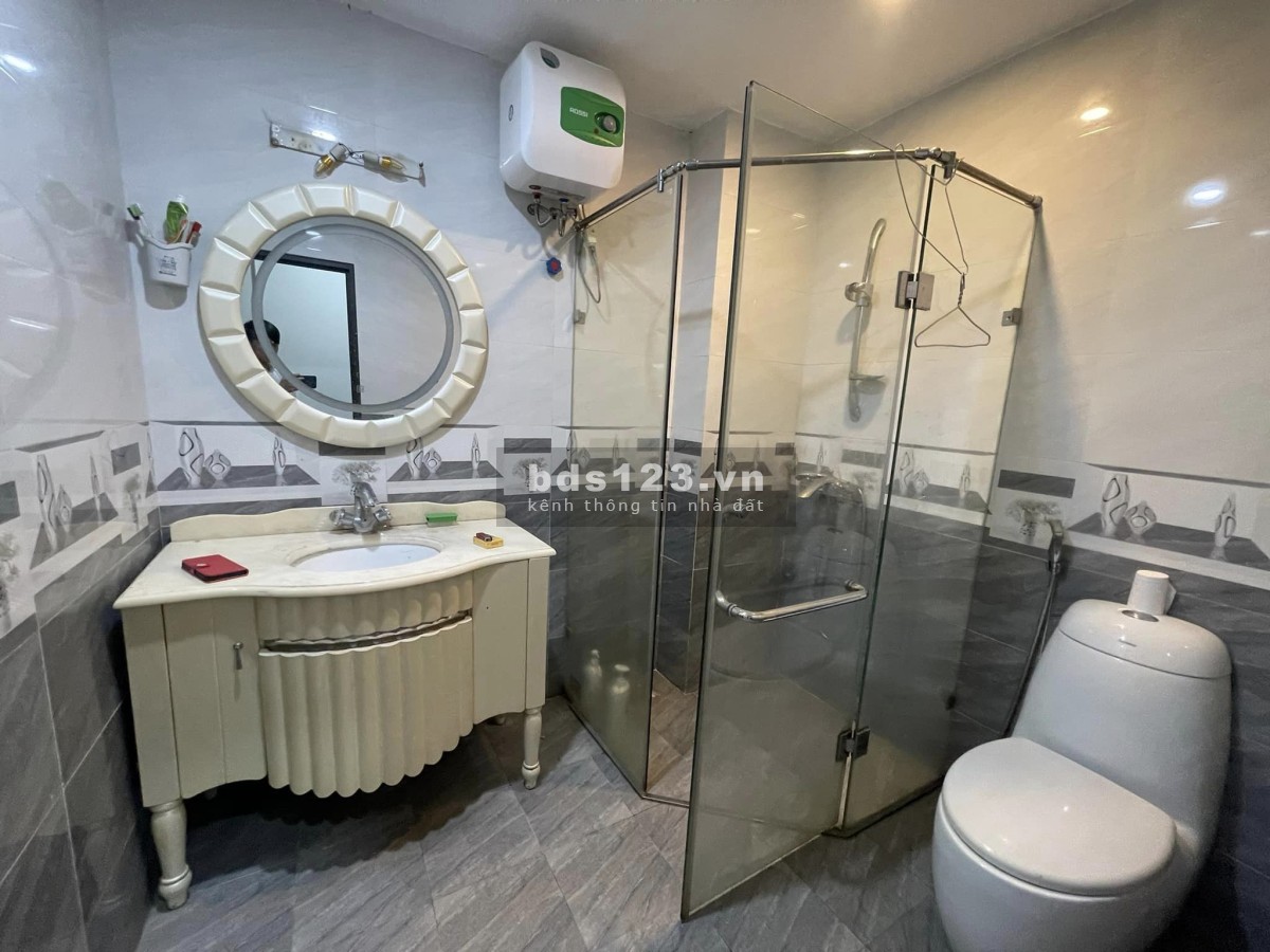 MUA NGAY SINH LỜI NGAY - NHÀ ĐẸP - OTO ĐỖ CỬA - VÀI BƯỚC RA PHỐ HÀM NGHI