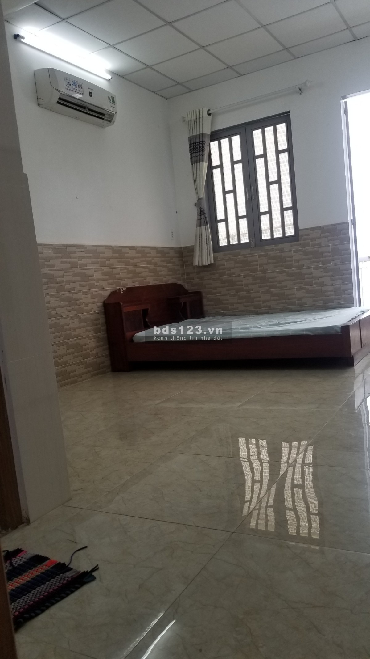 Phòng trọ sinh viên sạch thoáng, yên tĩnh rộng 18m2