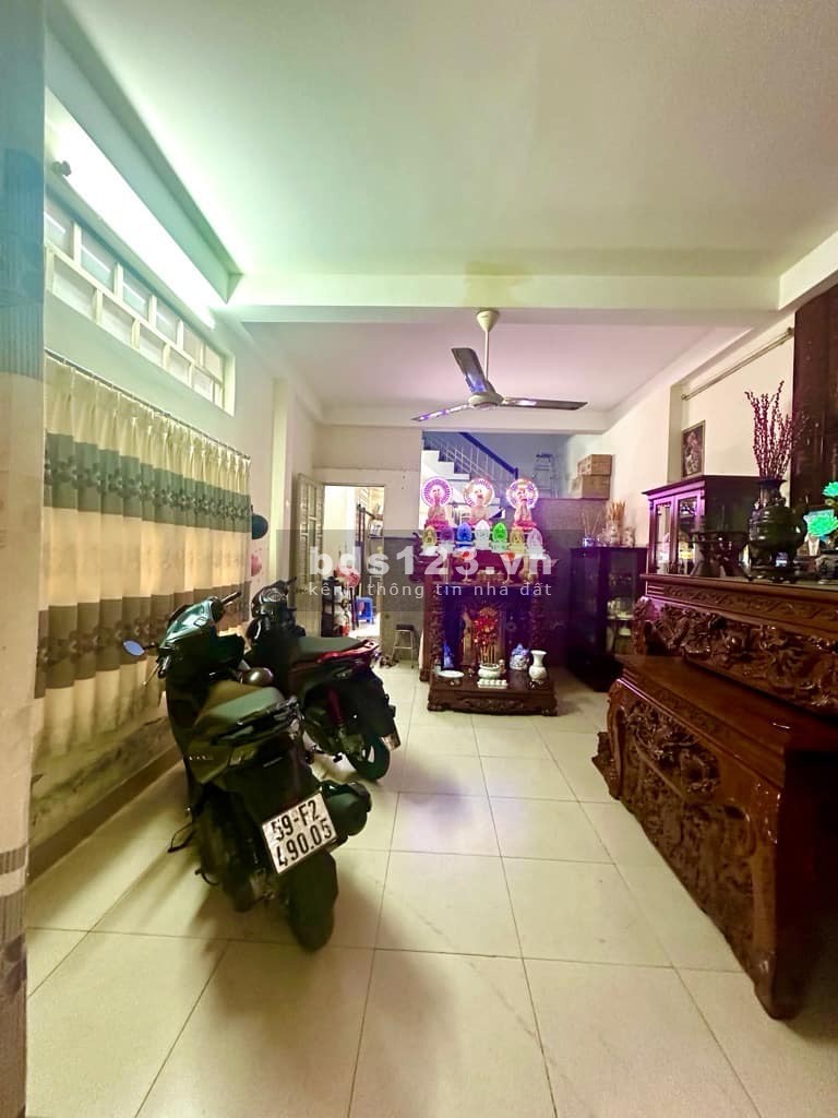 HXH Ngay trung tâm 37m2 4 tầng, Phường 15 Quận 10, GIÁ 7 tỷ hơn
